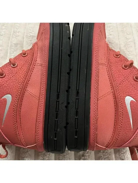 Nike ACG Woodside Boots Girls Size 1 Youth Winter Shoes - Picture 8 of 9